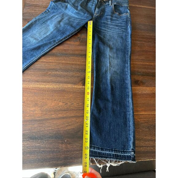 Old Navy Midrise Flare Jean - Picture 2 of 8